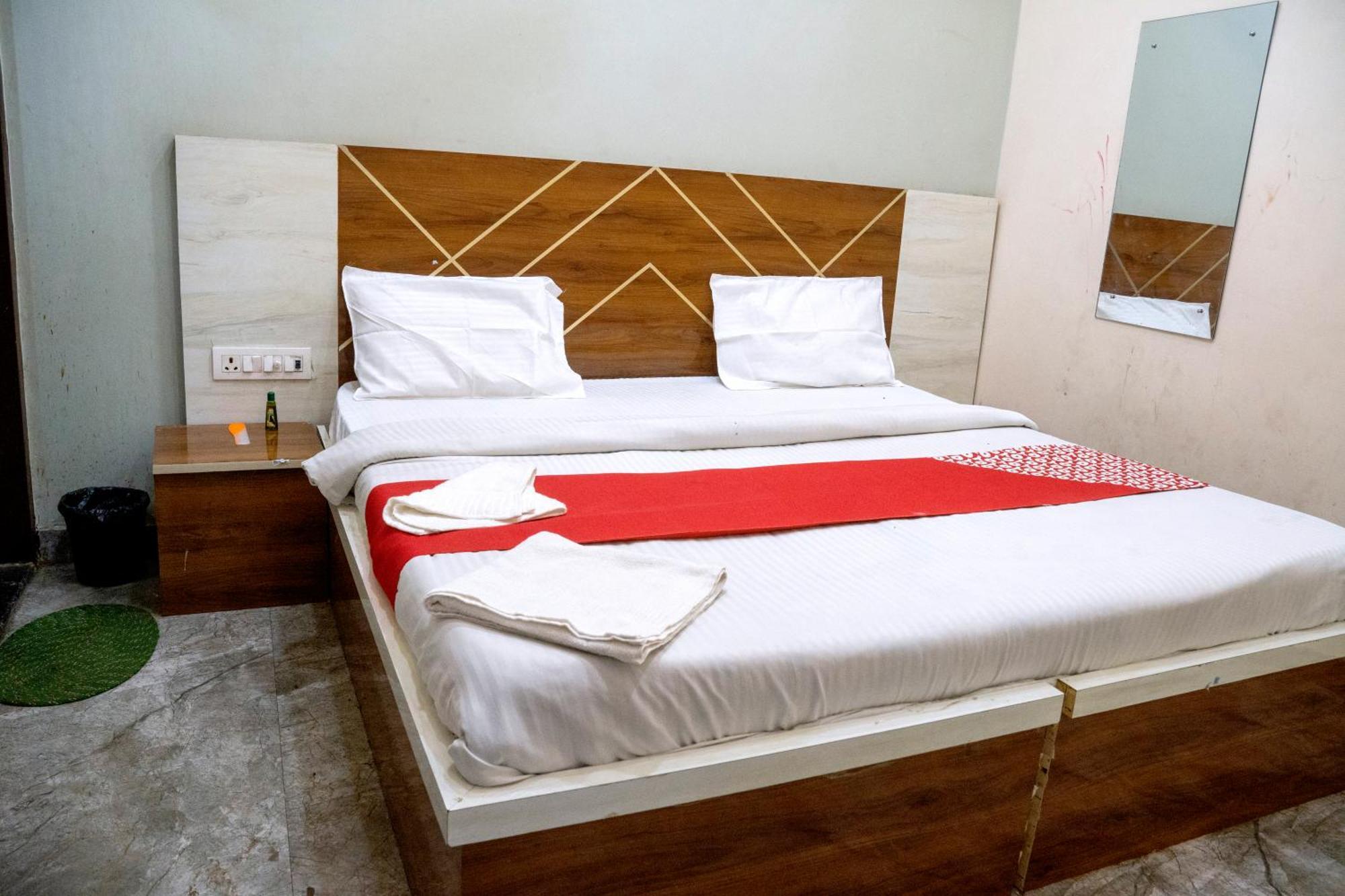 Hotel An Palace Агра Экстерьер фото